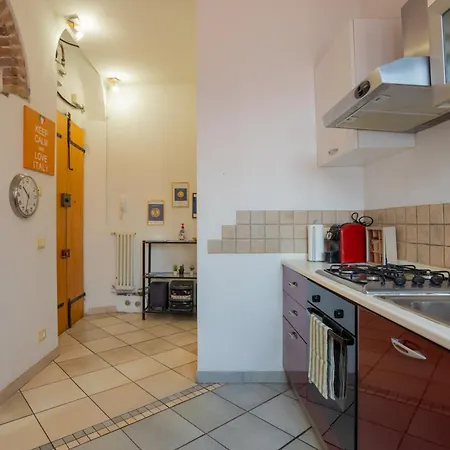 Ponte Per La Sardegna E La Corsica Dalla Toscana Family Apartment Livorno